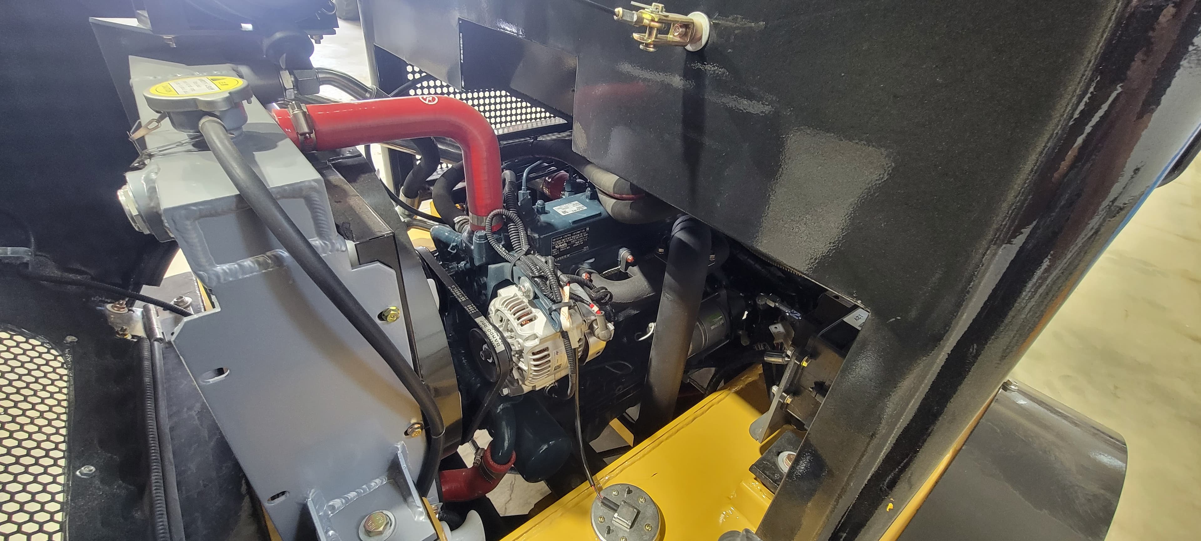 FOX L10 thumbnail 11