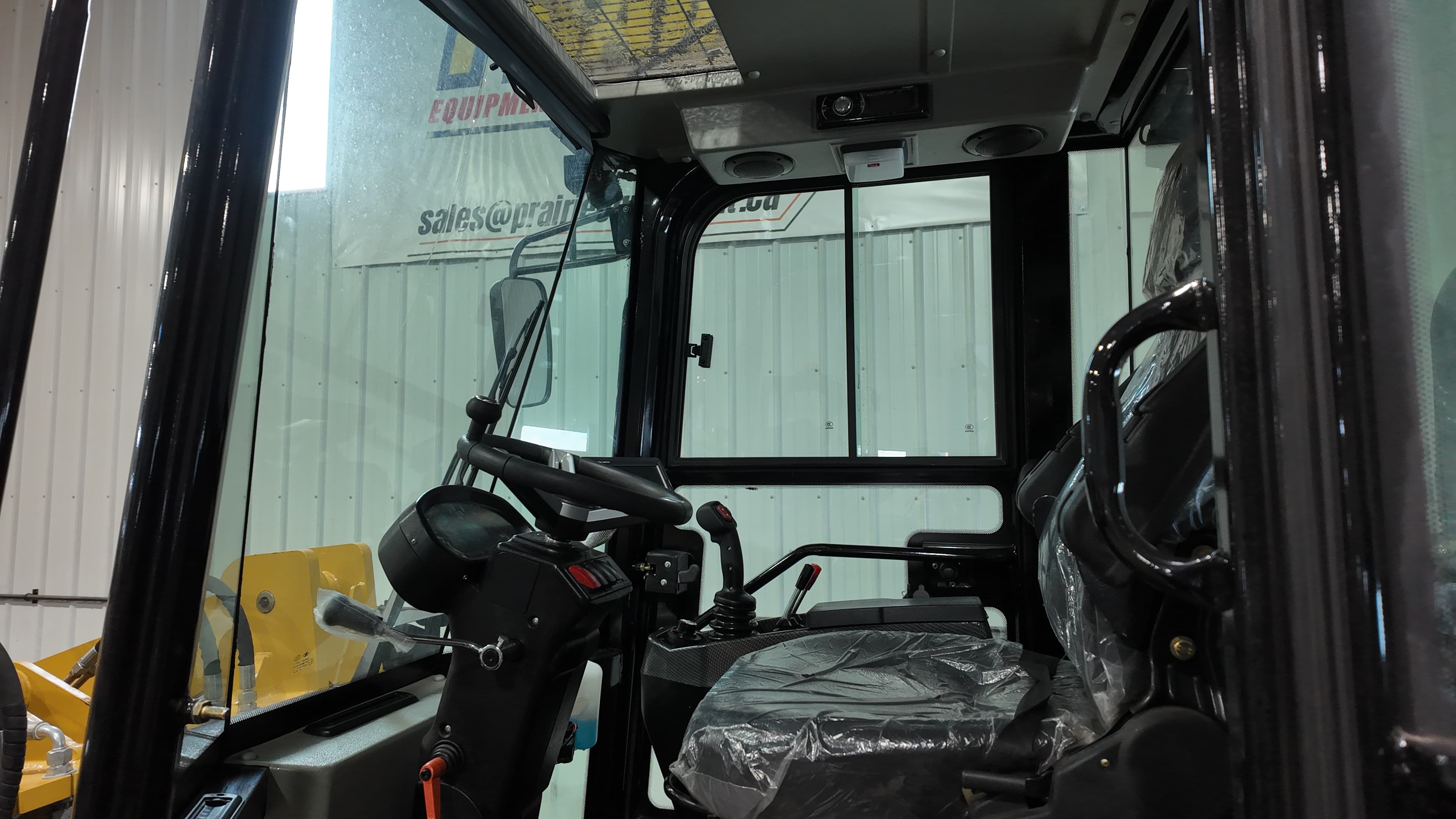 FOX L25 thumbnail 10