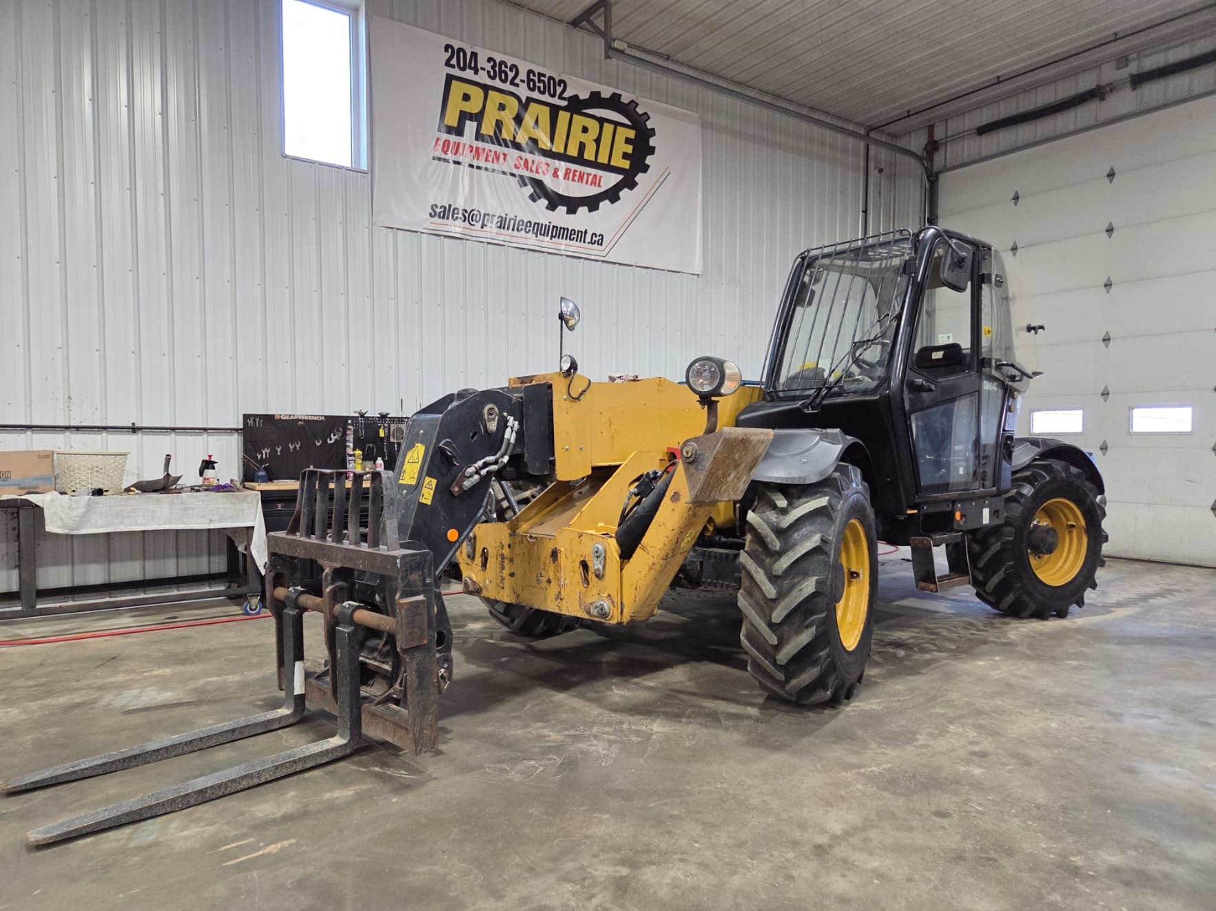2013 Caterpillar TH414C Telehandler w/ Forks