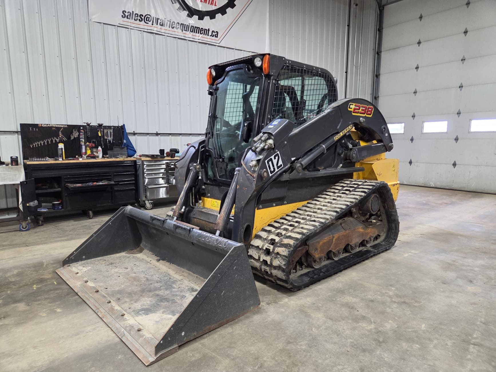 2017 New Holland C238 Compact Track Loader — High Flow