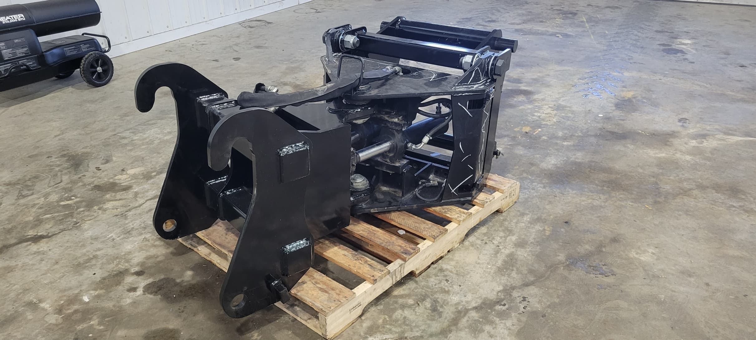 Cat Telehandler 90° Tilt / Swing Attachment